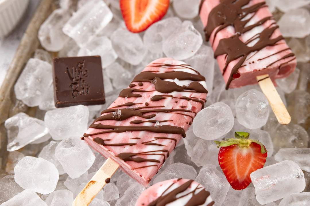 Dark Chocolate Drizzled Strawberry Popsicles | Vine to Bar